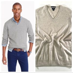 j crew men's v neck sweater